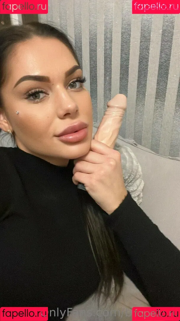 Buczku Lili Onlyfans Photo Gallery 