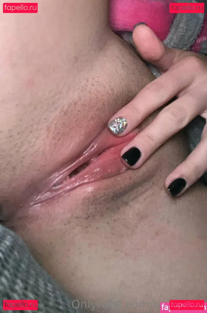 Buczku Lili Onlyfans Photo Gallery 