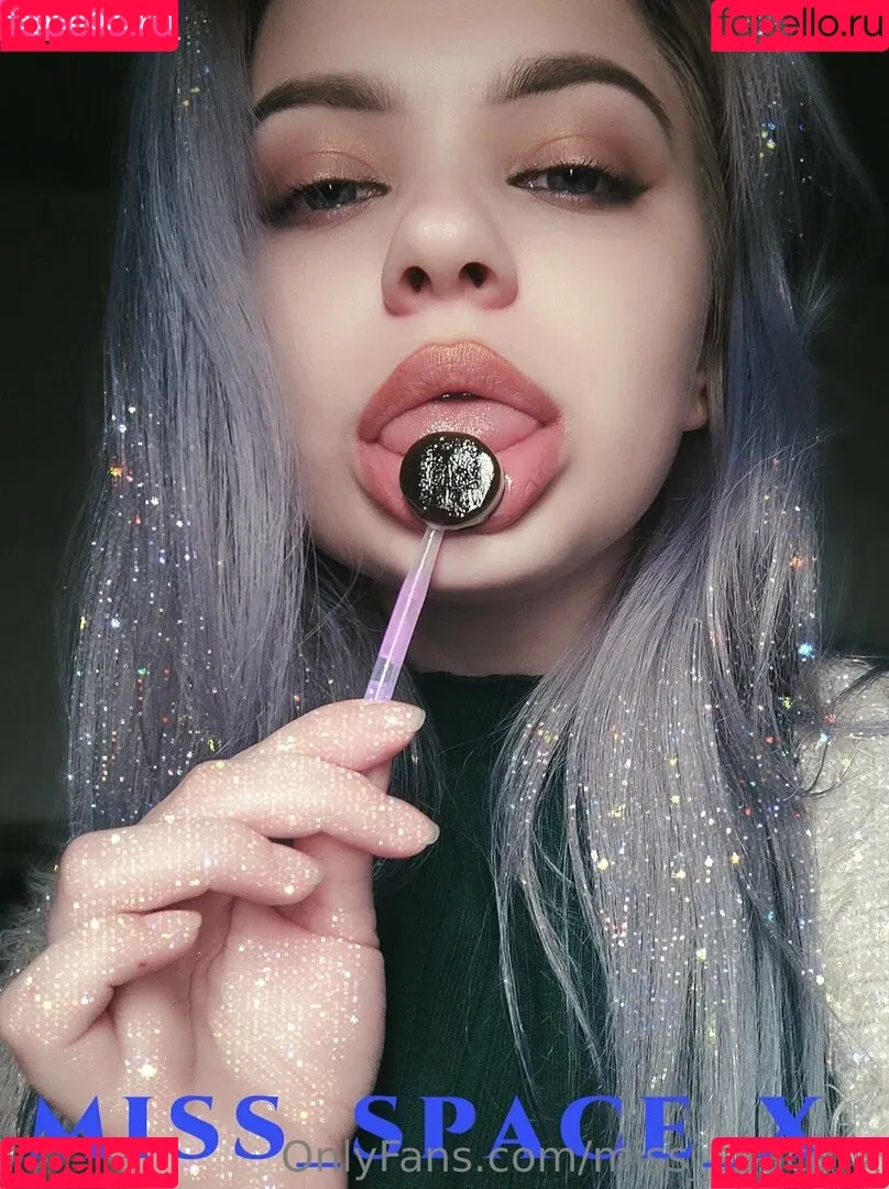 miss_space_x Onlyfans Photo Gallery 