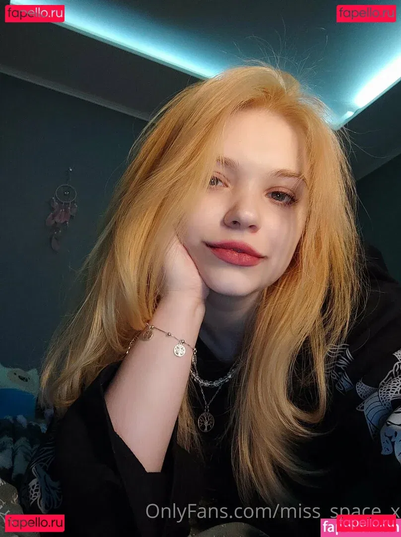 miss_space_x Onlyfans Photo Gallery 