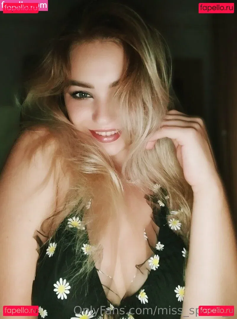 miss_space_x Onlyfans Photo Gallery 