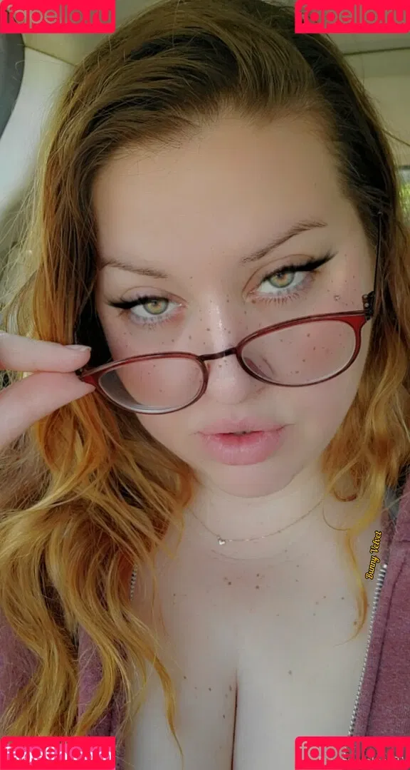 bunnyvelvettvfree Onlyfans Photo Gallery 