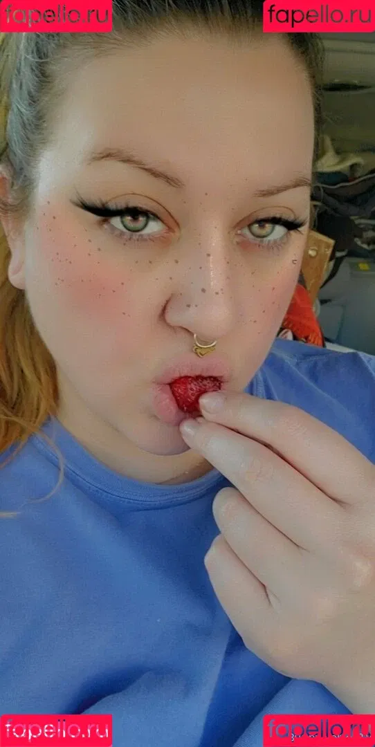 bunnyvelvettvfree Onlyfans Photo Gallery 
