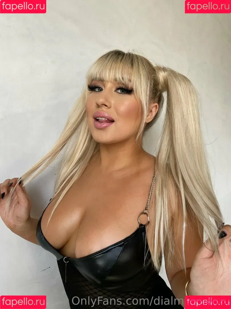 dialmyhotline Onlyfans Photo Gallery 