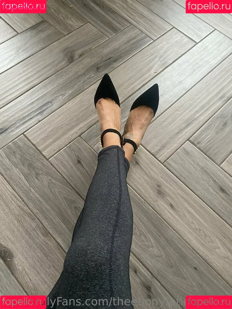 kikiluxxxe Onlyfans Photo Gallery 