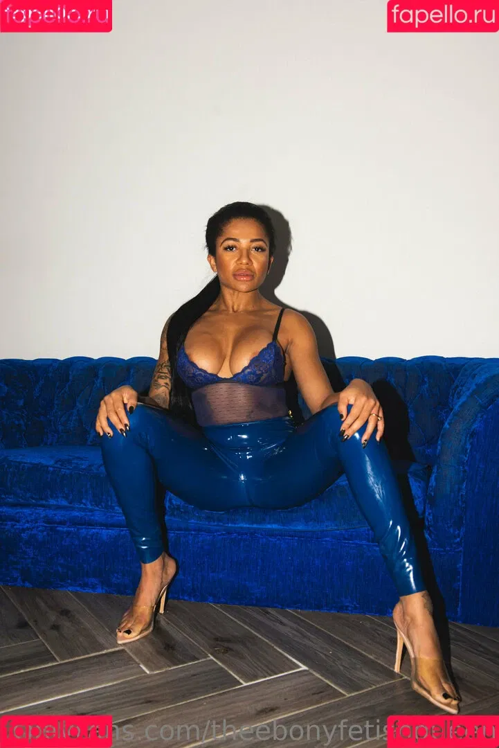 kikiluxxxe Onlyfans Photo Gallery 
