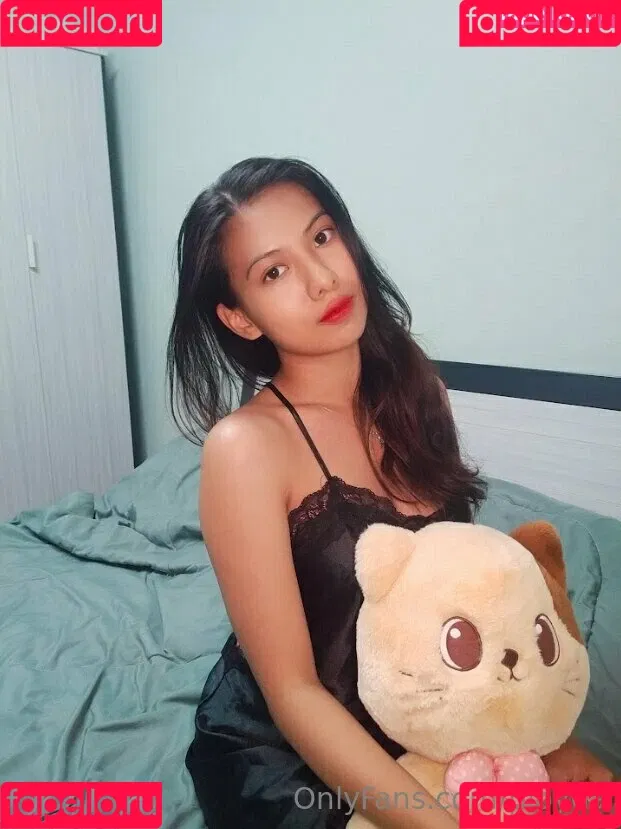 ploy69 Onlyfans Photo Gallery 