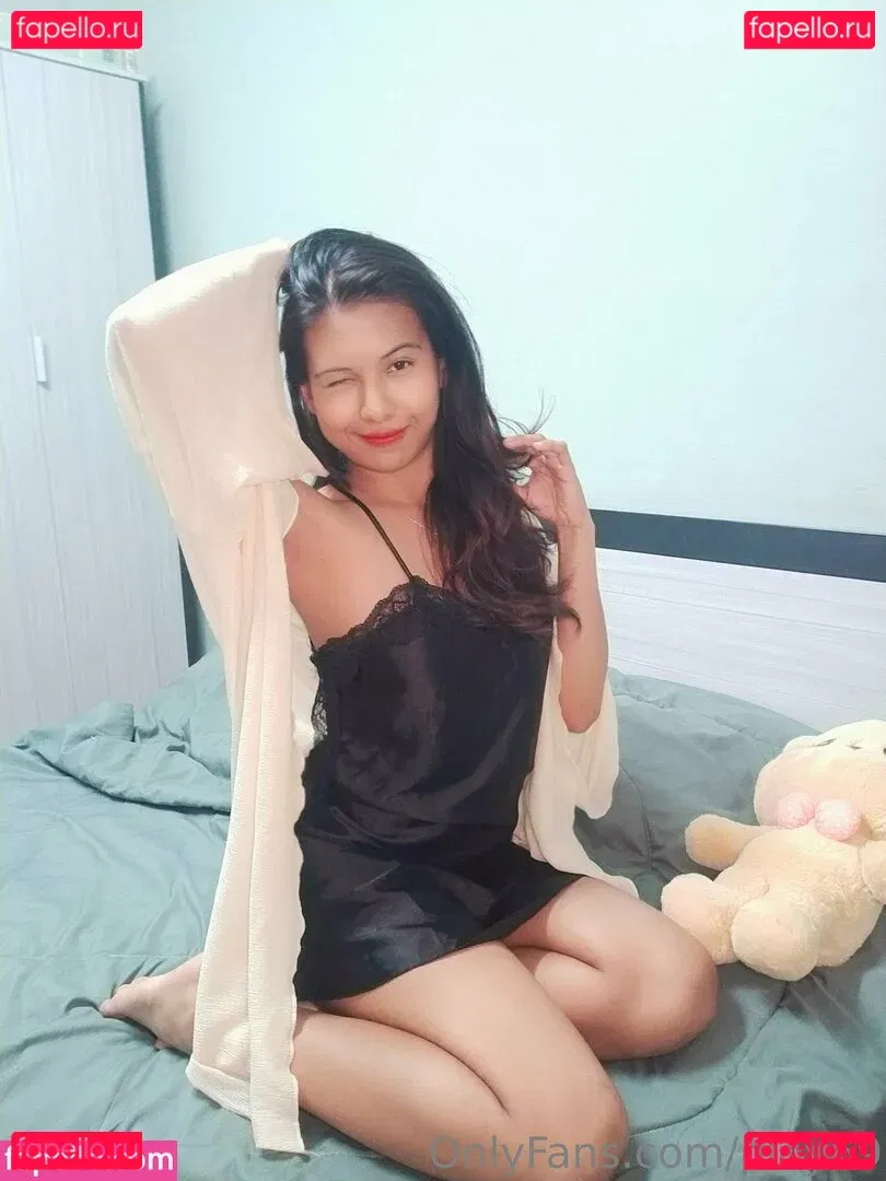 ploy69 Onlyfans Photo Gallery 