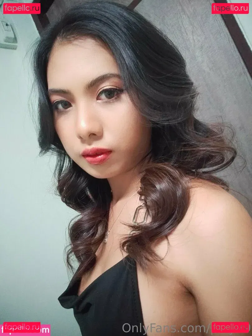 ploy69 Onlyfans Photo Gallery 