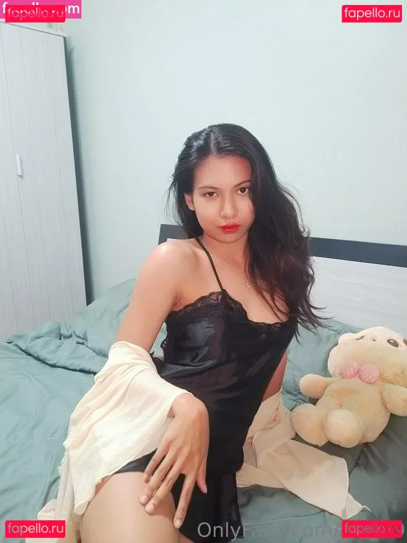 ploy69 Onlyfans Photo Gallery 