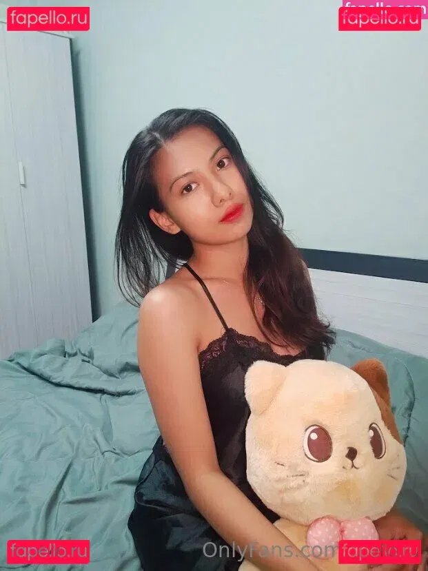 ploy69 Onlyfans Photo Gallery 