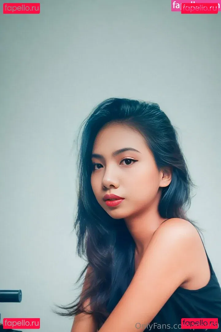 ploy69 Onlyfans Photo Gallery 