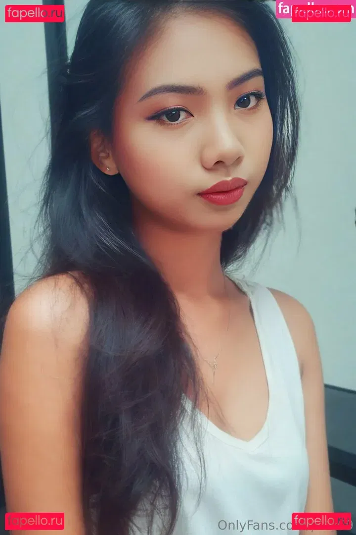 ploy69 Onlyfans Photo Gallery 