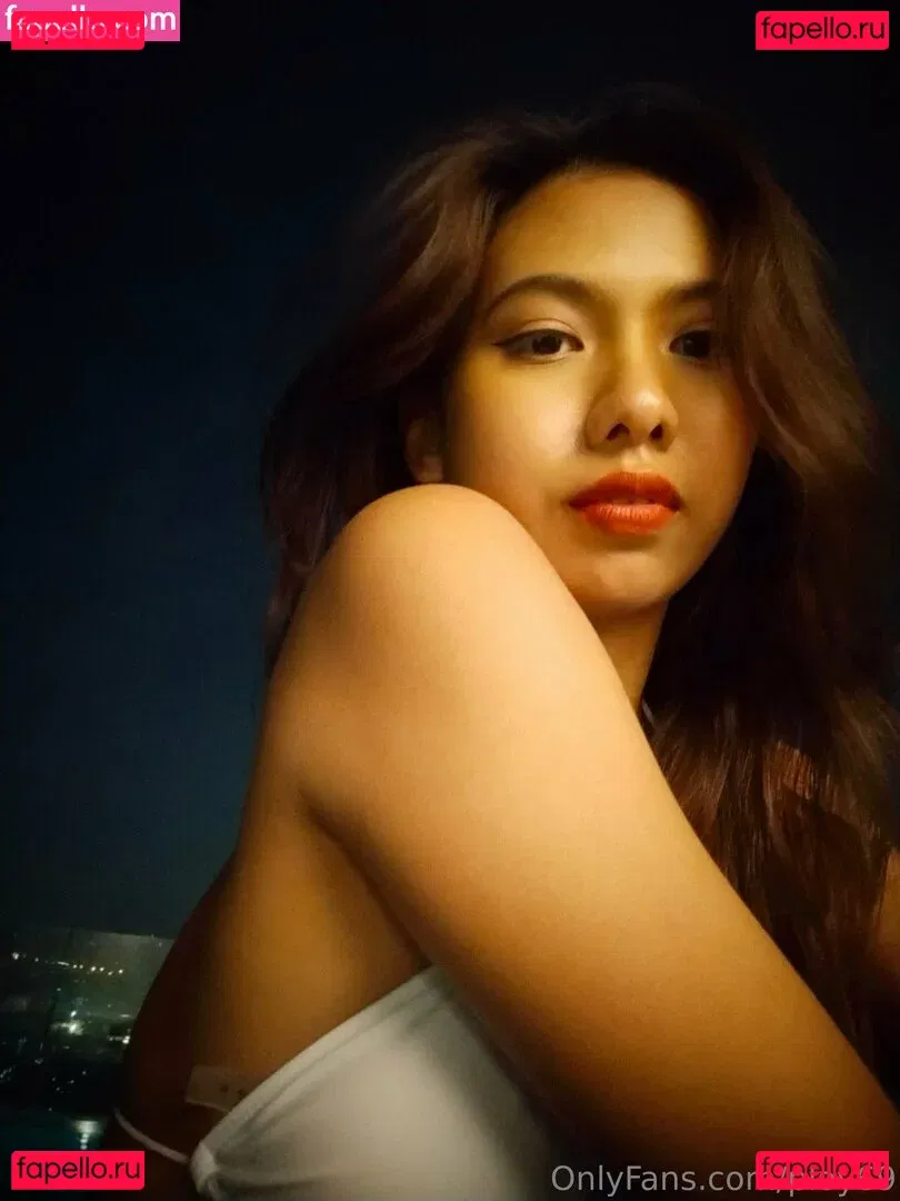 ploy69 Onlyfans Photo Gallery 