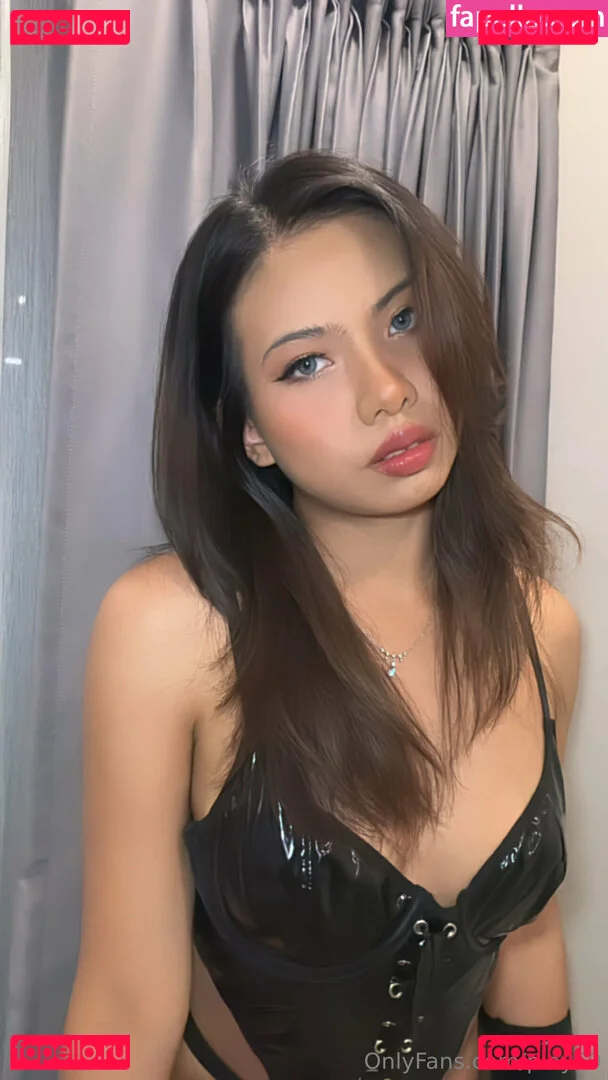 ploy69 Onlyfans Photo Gallery 