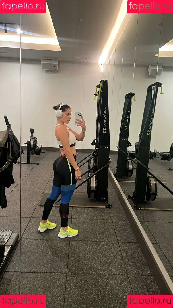 Alexia Inguanzo Onlyfans Photo Gallery 