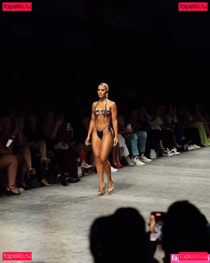 Alexia Inguanzo Onlyfans Photo Gallery 