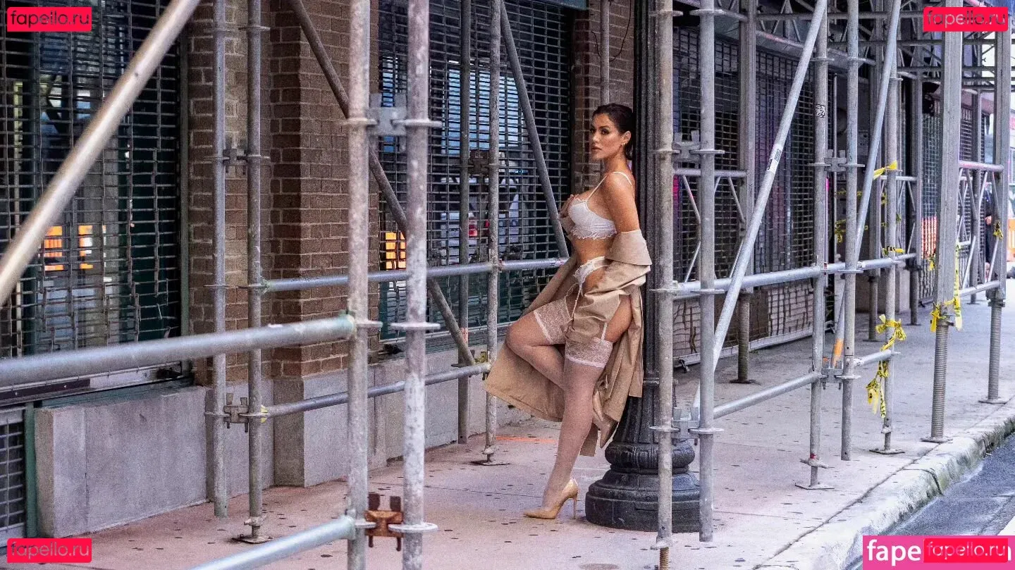 Alexia Inguanzo Onlyfans Photo Gallery 