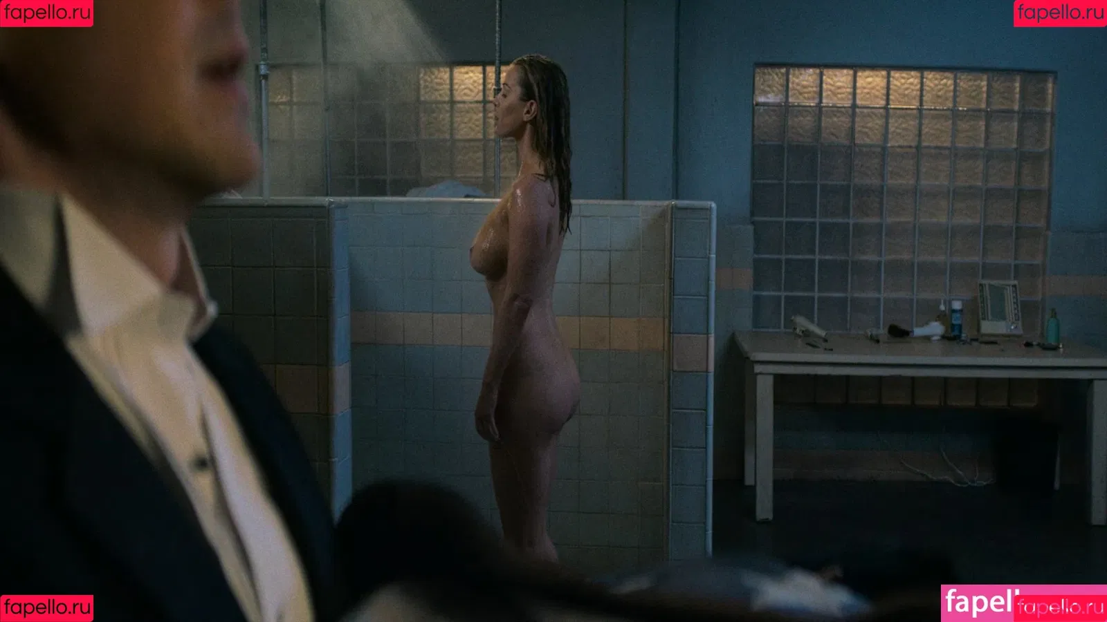 Betty Gilpin Onlyfans Photo Gallery 