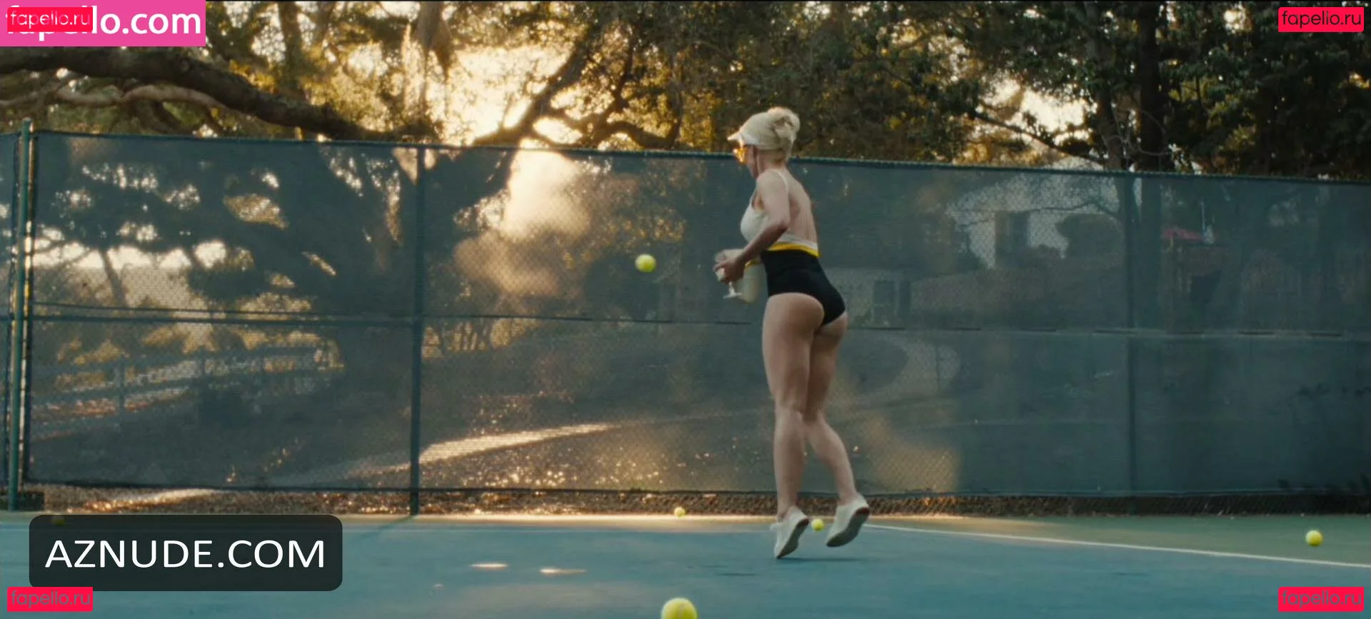 Betty Gilpin Onlyfans Photo Gallery 