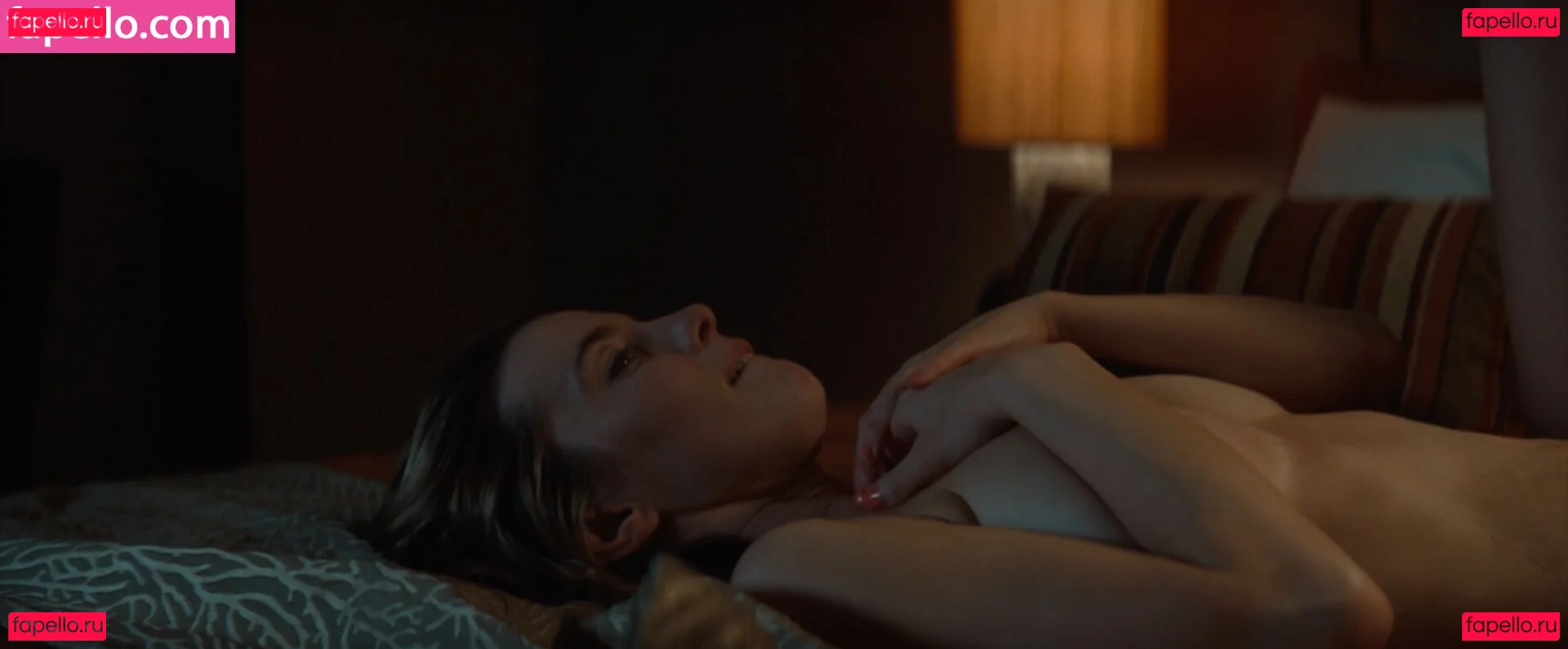 Betty Gilpin Onlyfans Photo Gallery 