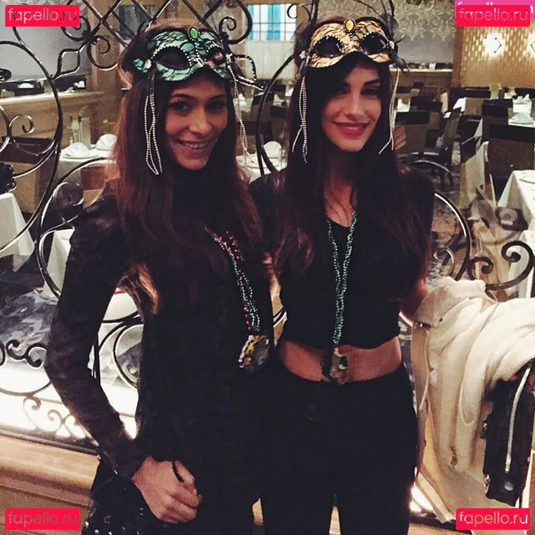 Jessica Lowndes Onlyfans Photo Gallery 