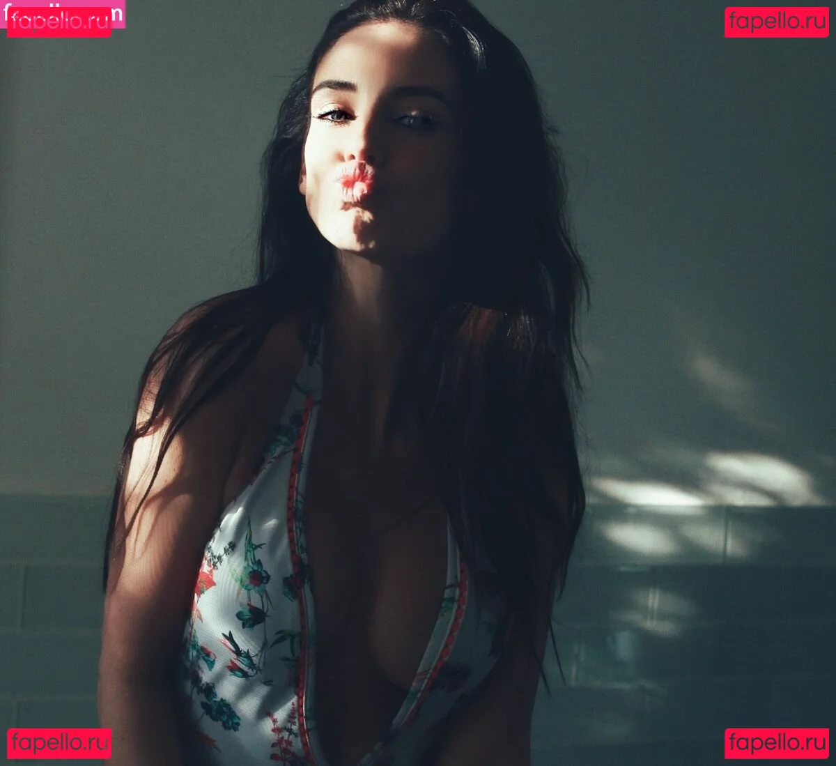 Jessica Lowndes Onlyfans Photo Gallery 