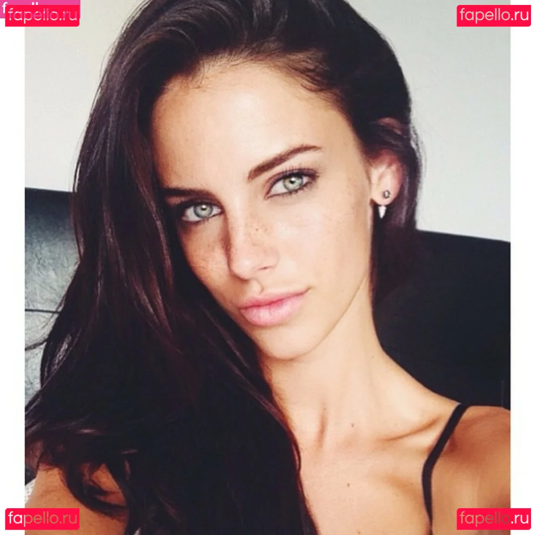 Jessica Lowndes Onlyfans Photo Gallery 