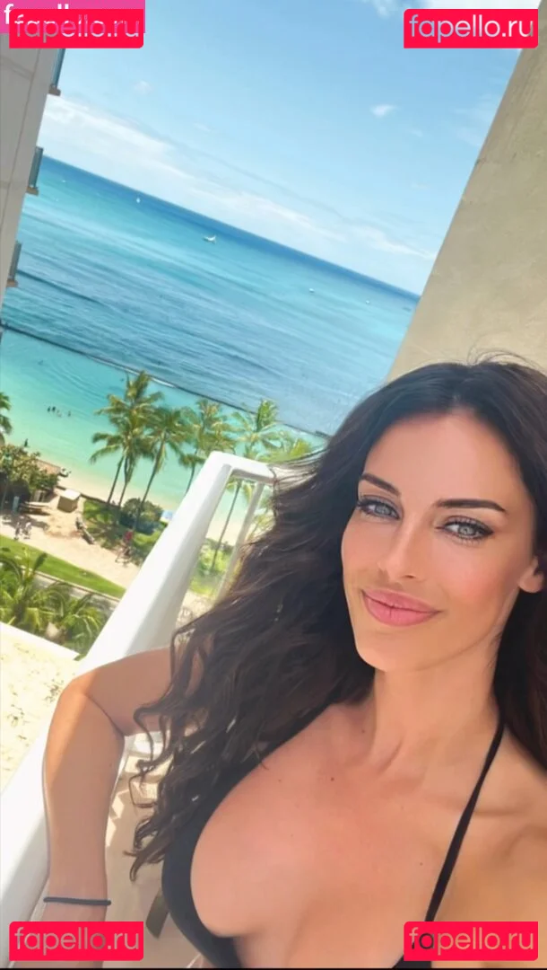 Jessica Lowndes Onlyfans Photo Gallery 