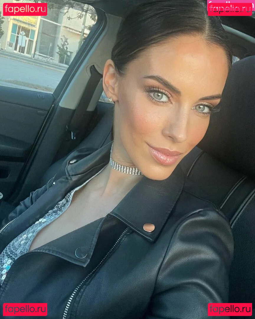 Jessica Lowndes Onlyfans Photo Gallery 