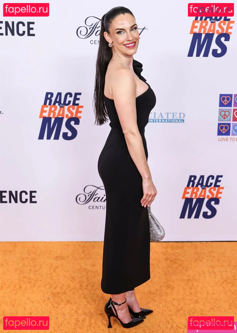 Jessica Lowndes Onlyfans Photo Gallery 