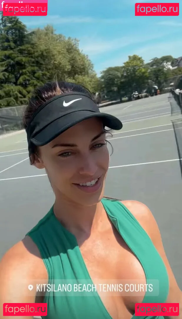 Jessica Lowndes Onlyfans Photo Gallery 