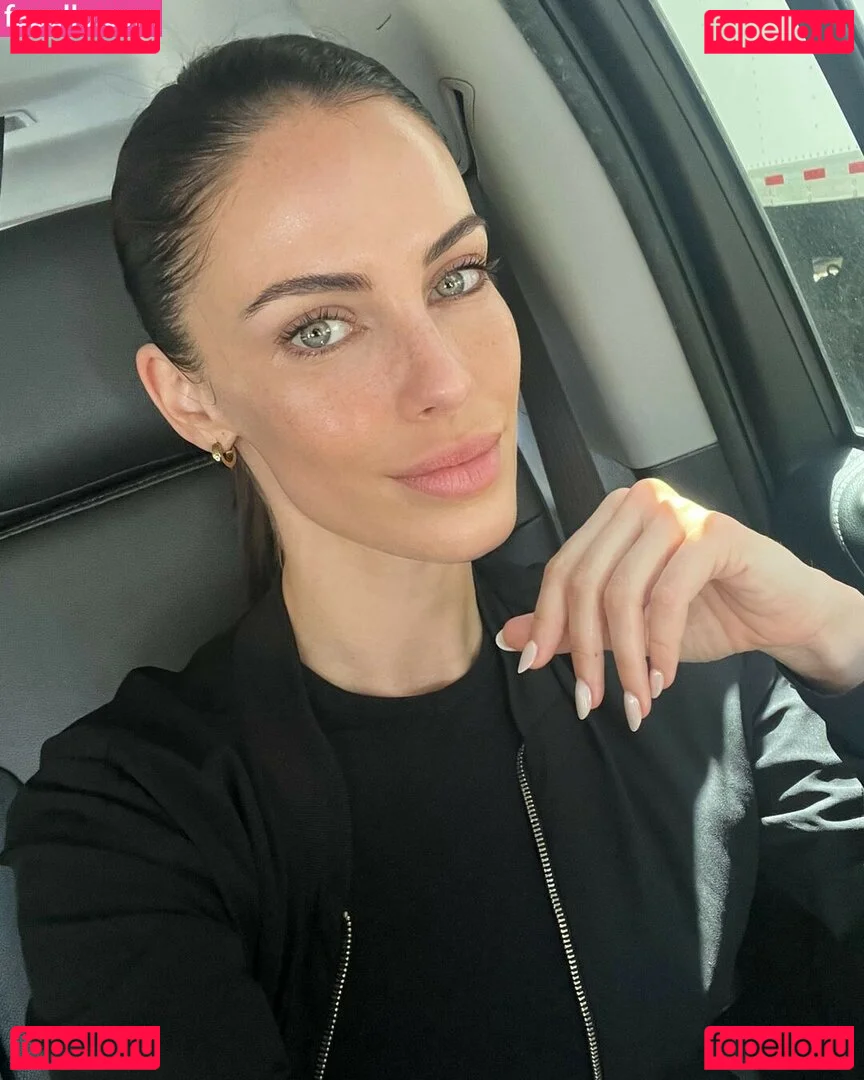 Jessica Lowndes Onlyfans Photo Gallery 