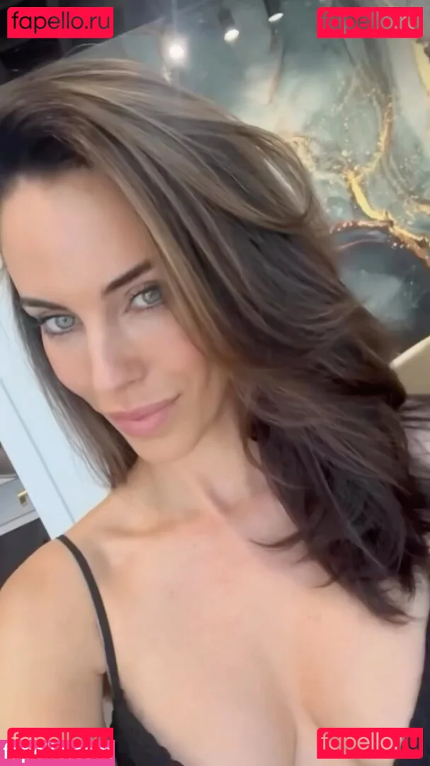 Jessica Lowndes Onlyfans Photo Gallery 