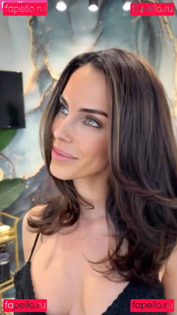 Jessica Lowndes Onlyfans Photo Gallery 