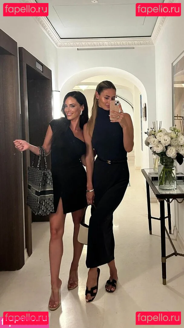 Jessica Lowndes Onlyfans Photo Gallery 