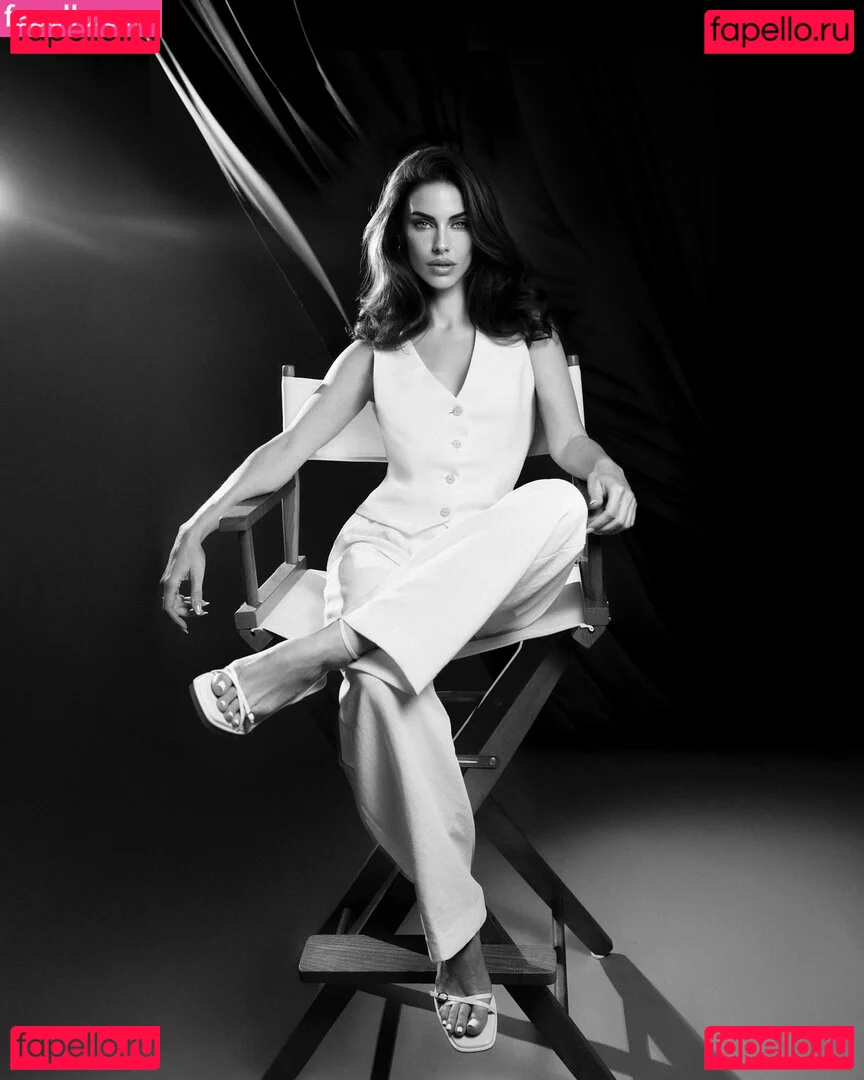 Jessica Lowndes Onlyfans Photo Gallery 