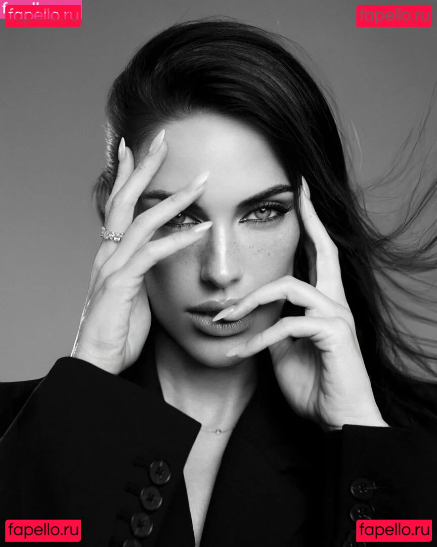 Jessica Lowndes Onlyfans Photo Gallery 