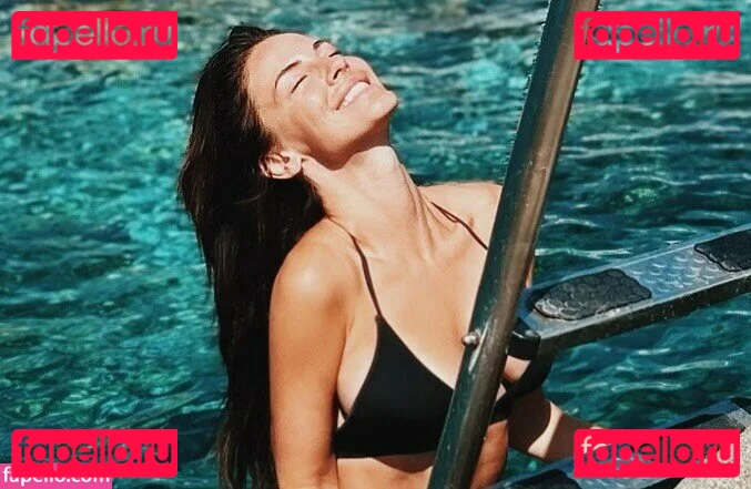 Jessica Lowndes Onlyfans Photo Gallery 