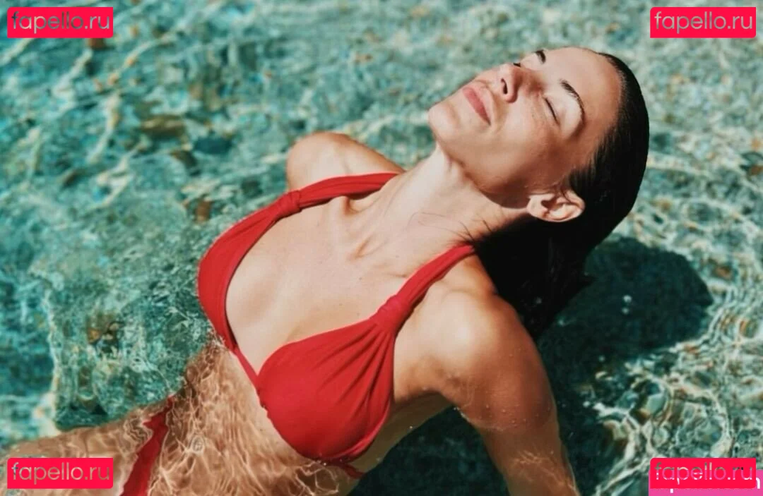 Jessica Lowndes Onlyfans Photo Gallery 