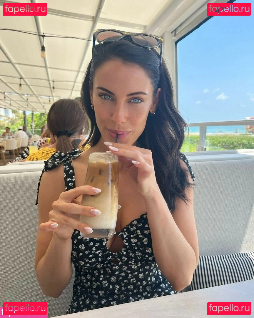 Jessica Lowndes Onlyfans Photo Gallery 
