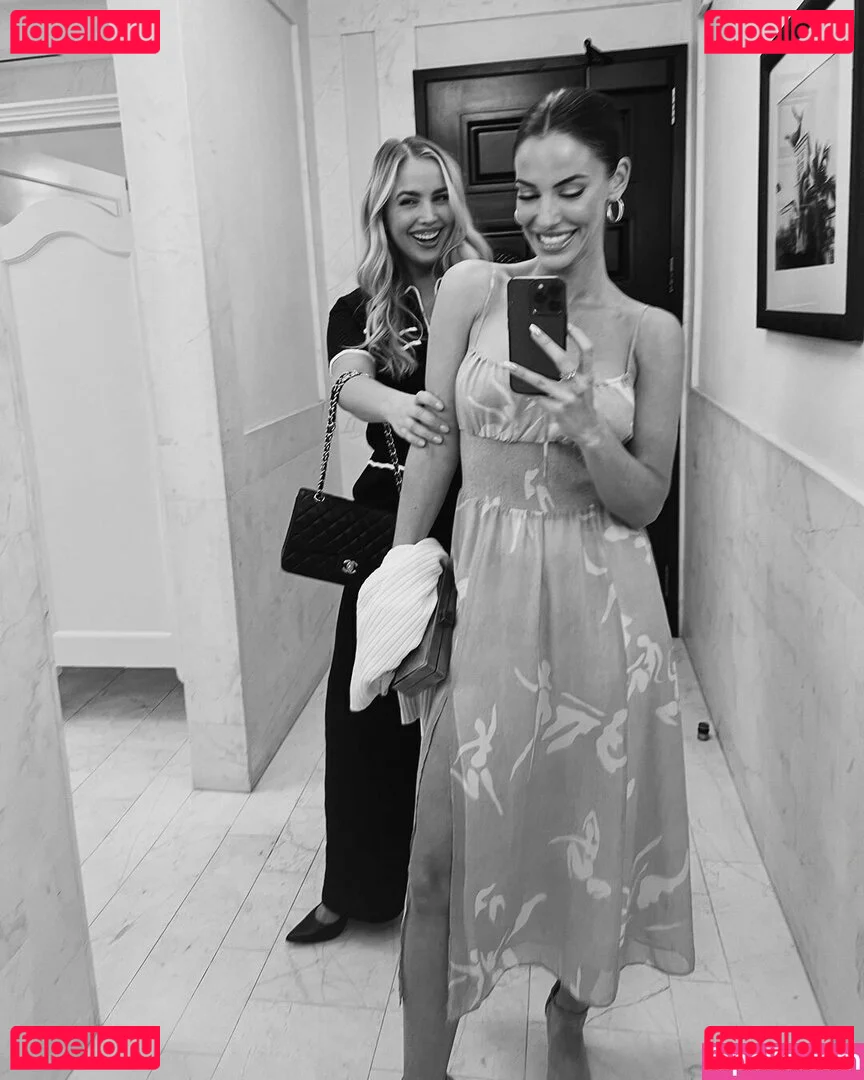 Jessica Lowndes Onlyfans Photo Gallery 