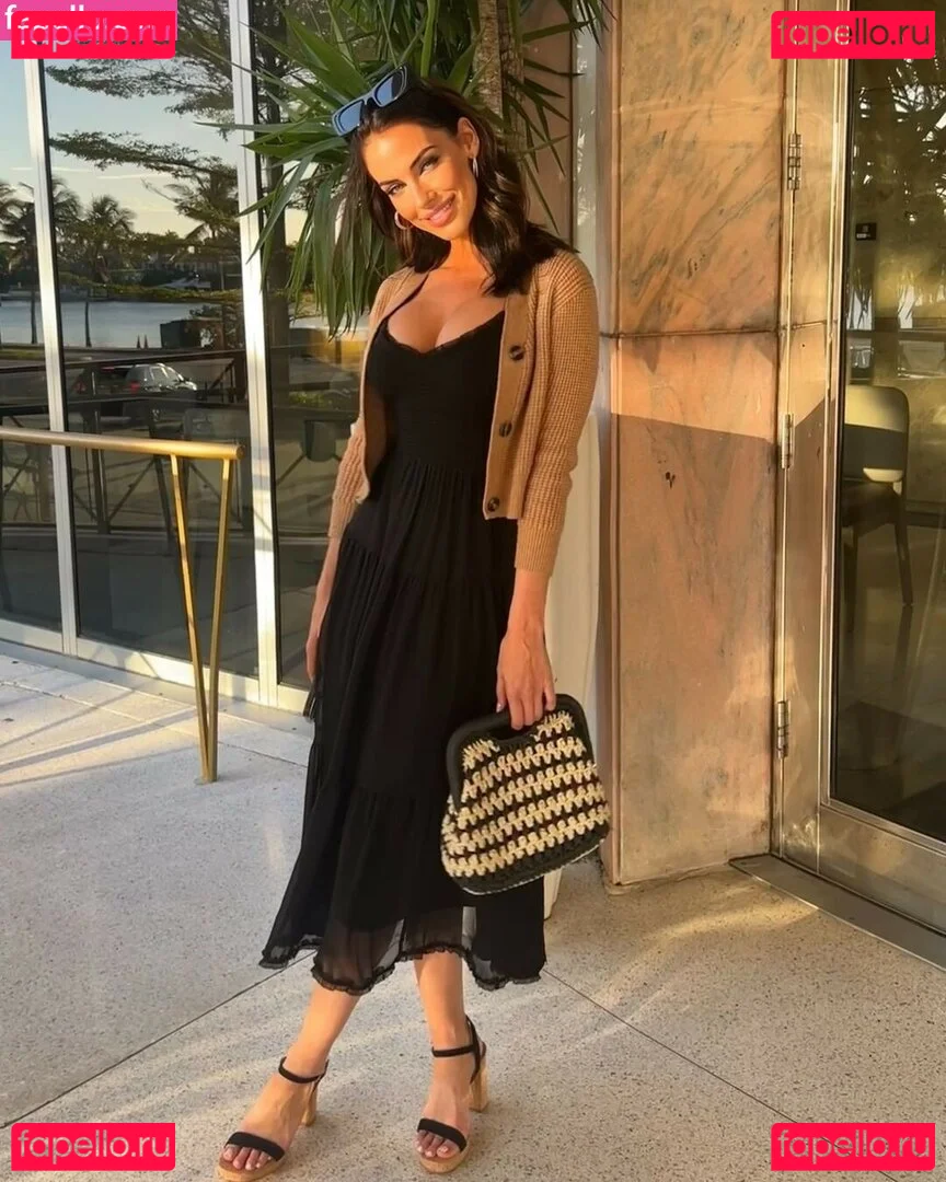 Jessica Lowndes Onlyfans Photo Gallery 