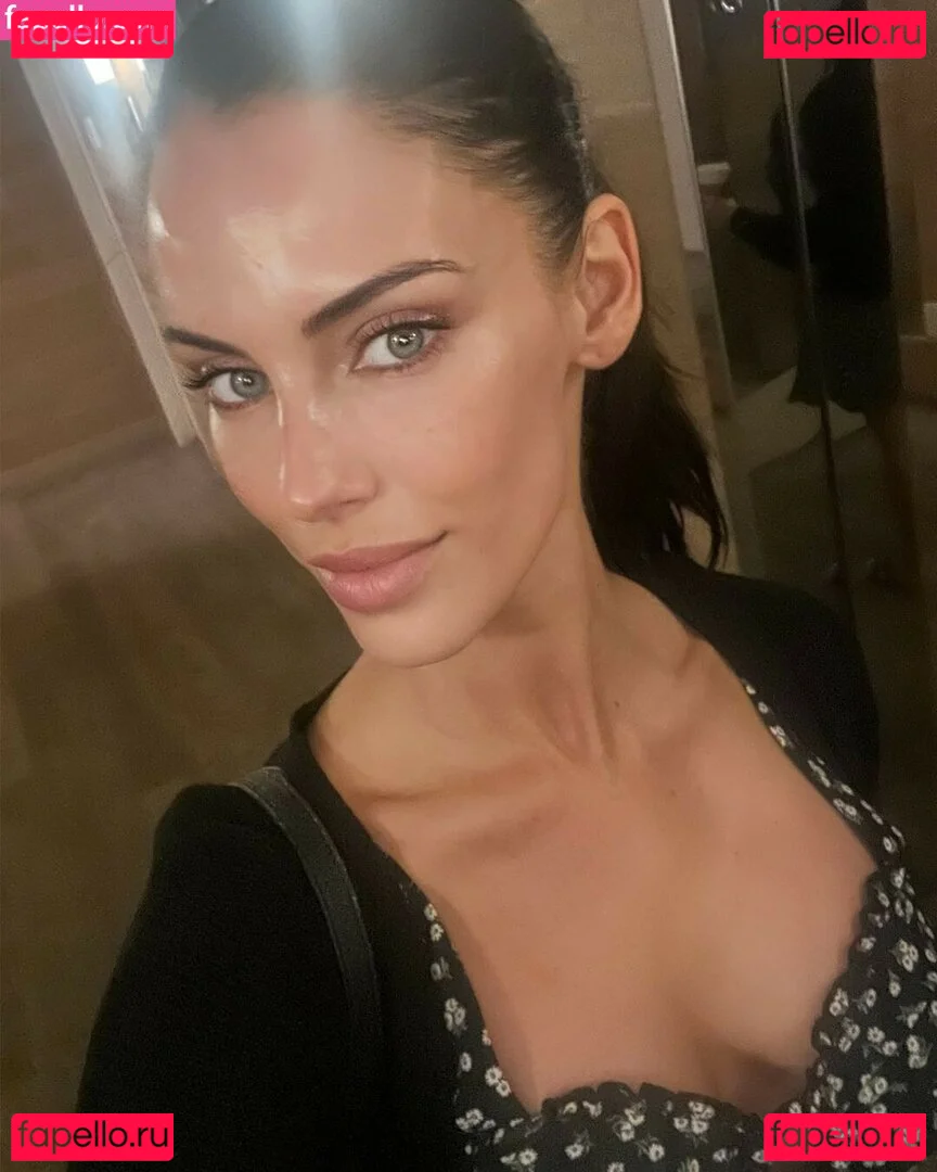Jessica Lowndes Onlyfans Photo Gallery 