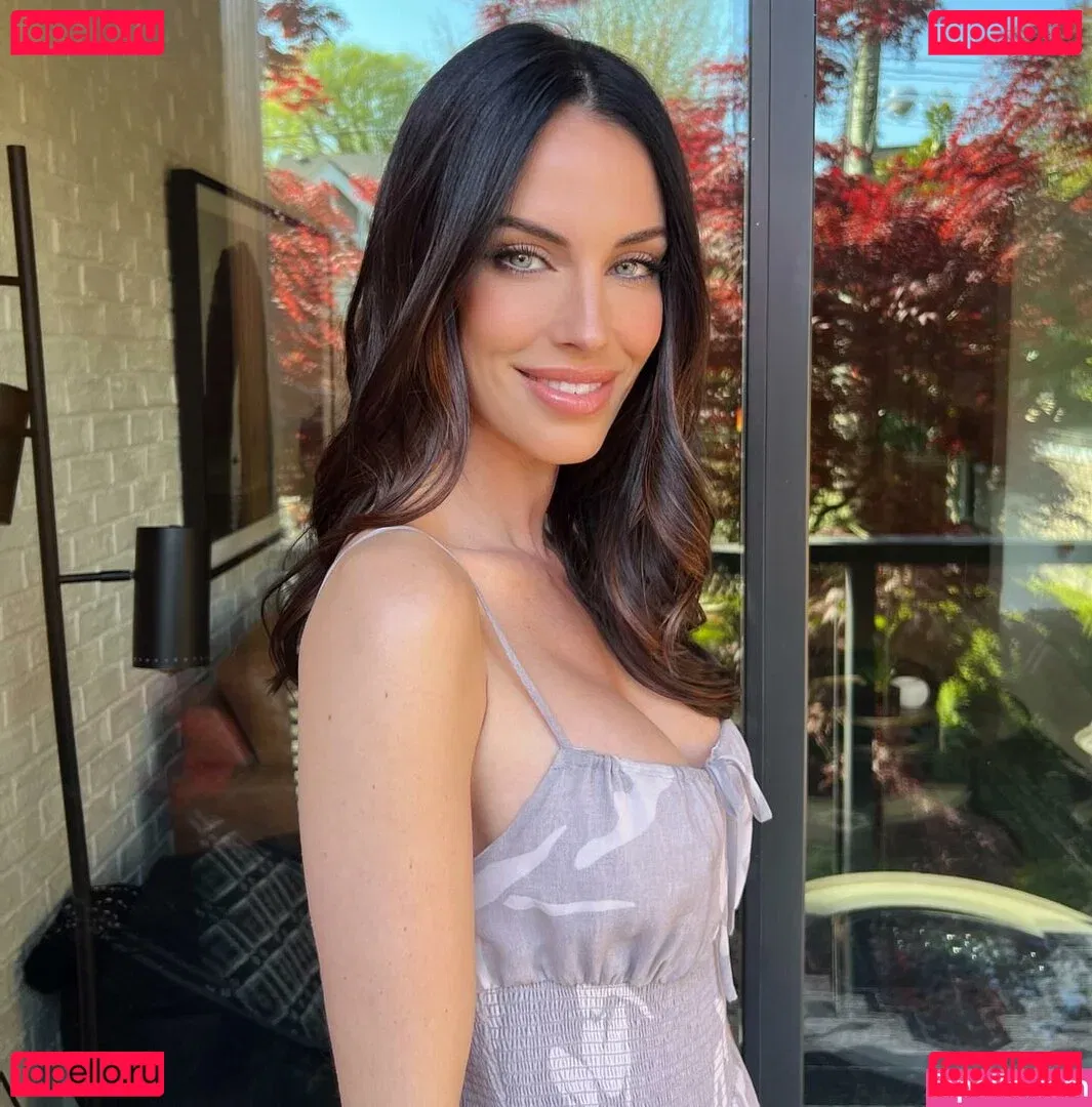 Jessica Lowndes Onlyfans Photo Gallery 