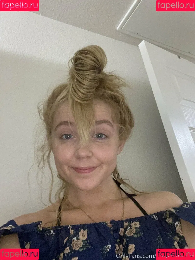 Nikole Nash Onlyfans Photo Gallery 