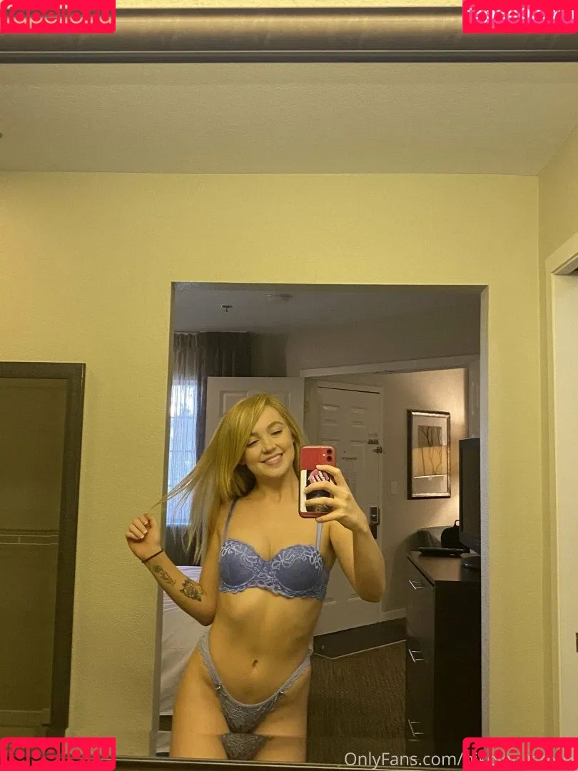 Nikole Nash Onlyfans Photo Gallery 