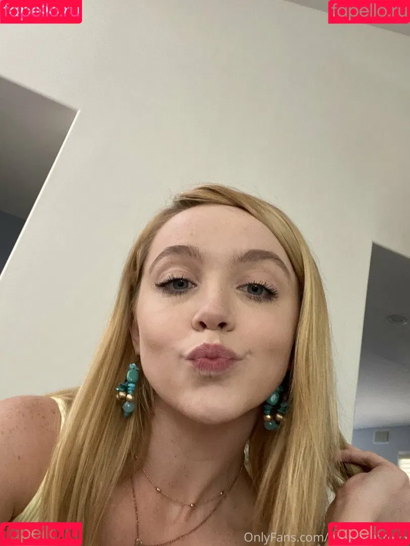 Nikole Nash Onlyfans Photo Gallery 