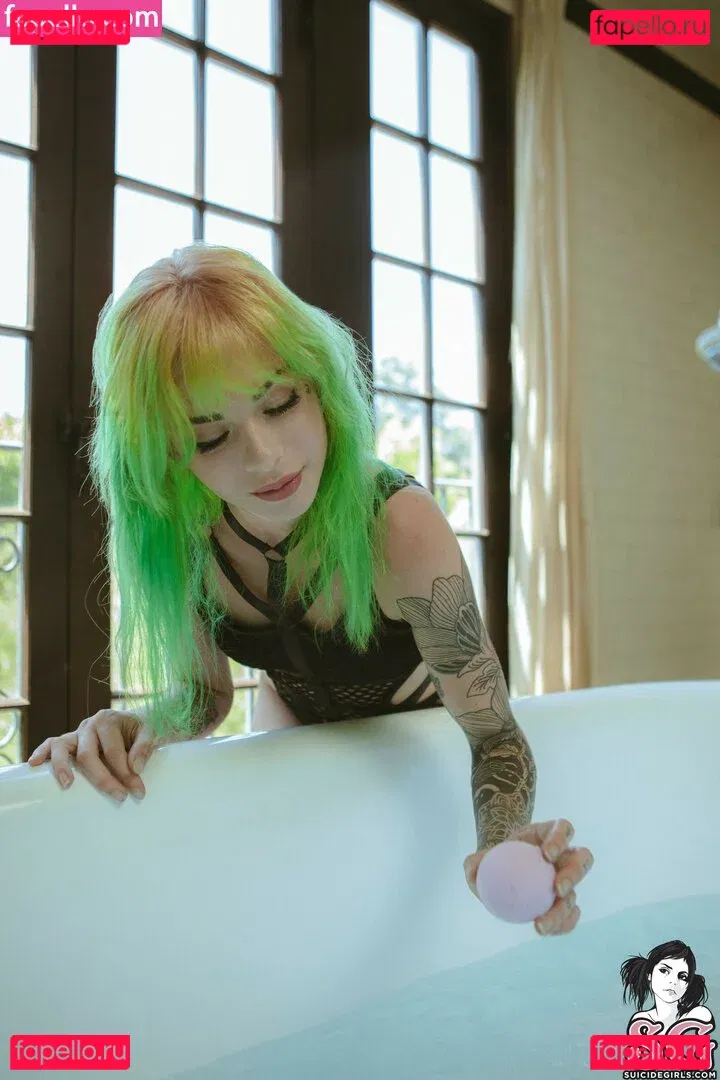 Kuroha Onlyfans Photo Gallery 