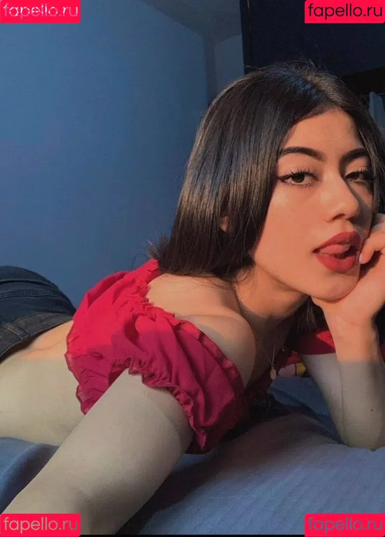 yessalbarrn Onlyfans Photo Gallery 
